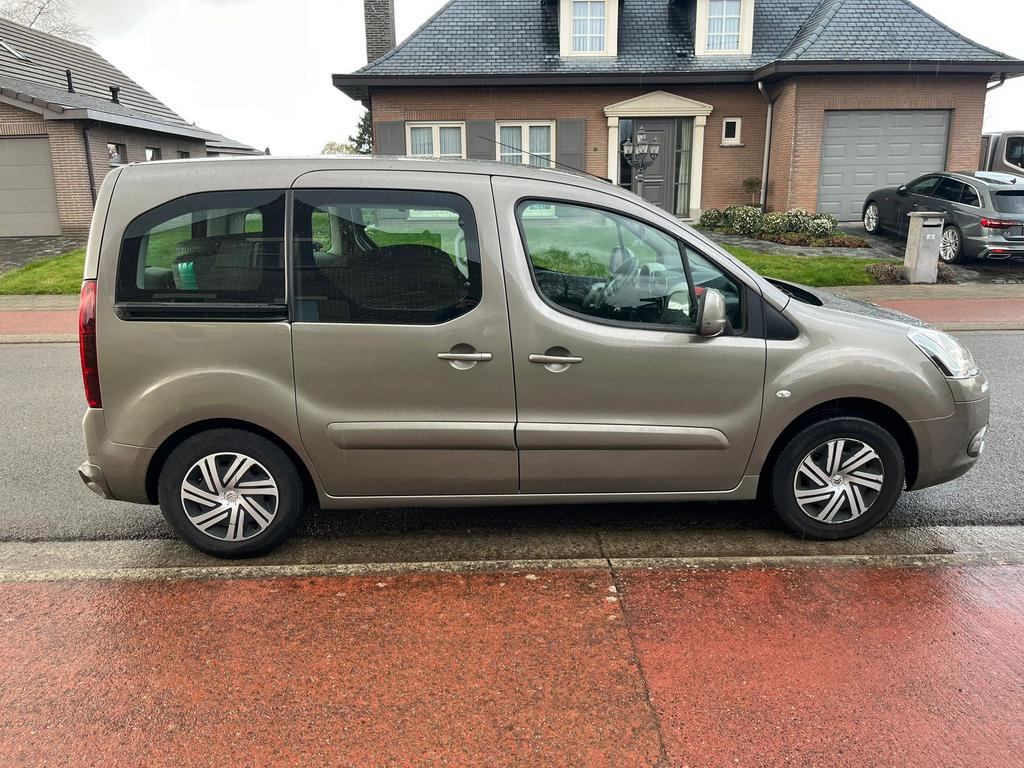 Citroën berlingo 1.6 hdi 209000 km 12/2013 euro5, Achat, 5 portes, Berlingo, Particulier