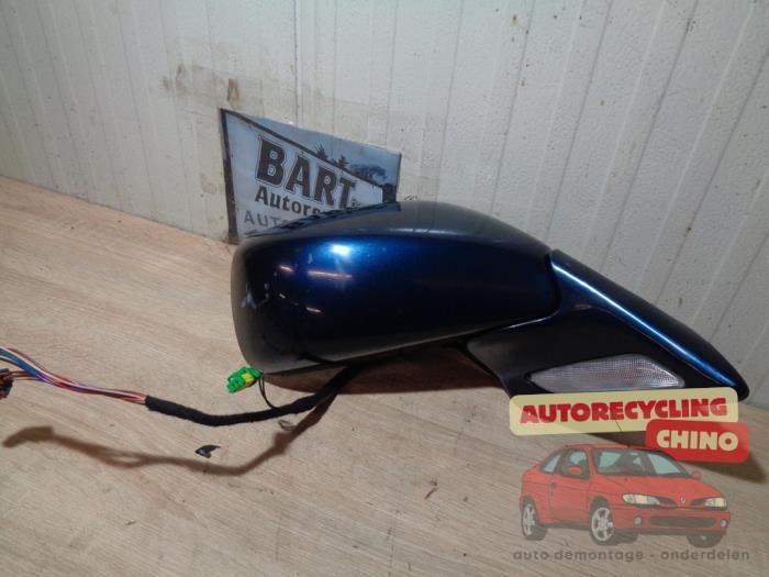 Rétroviseur extérieur droit d'un Lancia Phedra, Autos : Pièces & Accessoires, Rétroviseurs, Lancia, Utilisé, 3 mois de garantie