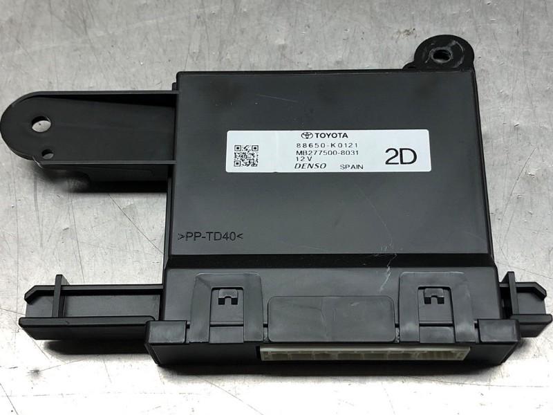 ORDINATEUR DIVERS C Toyota Yaris IV (P21 / PA1 / PH1), Autos : Pièces & Accessoires, Électronique & Câbles, Toyota, Utilisé