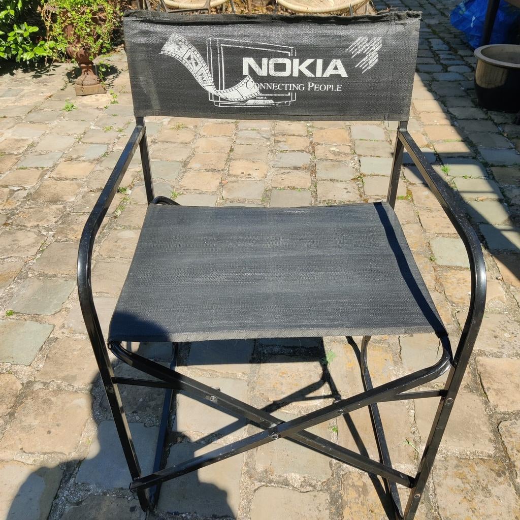 Nokia regisseurstoel, Ophalen