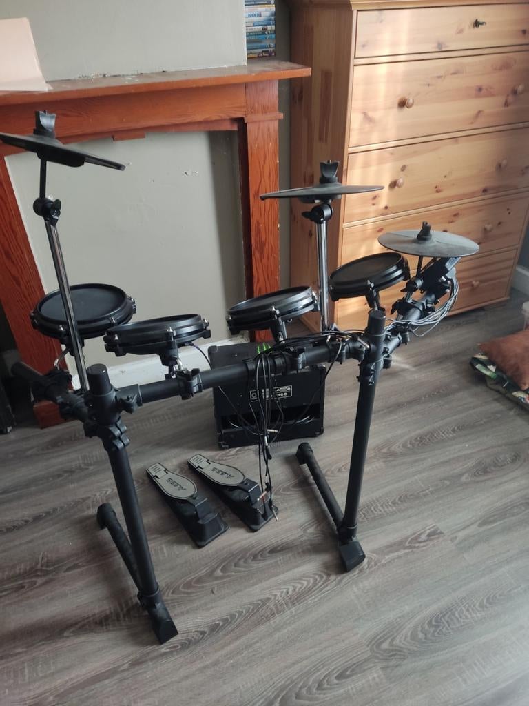 Electrische drumstel .....merk Alessis, Ophalen