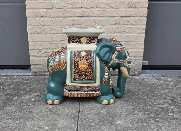 Grand éléphant en céramique - photophore et porte-encens, Antiquités & Art, Enlèvement ou Envoi