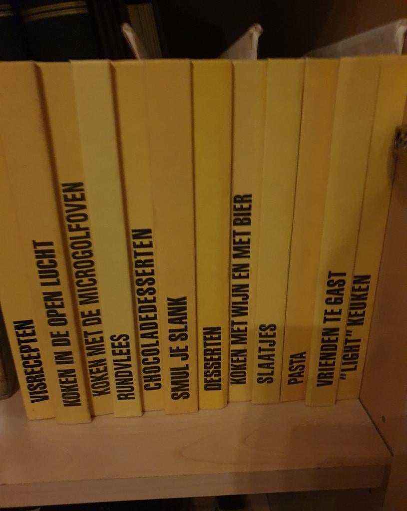 Kookboeken artis 12 stuks, Ophalen