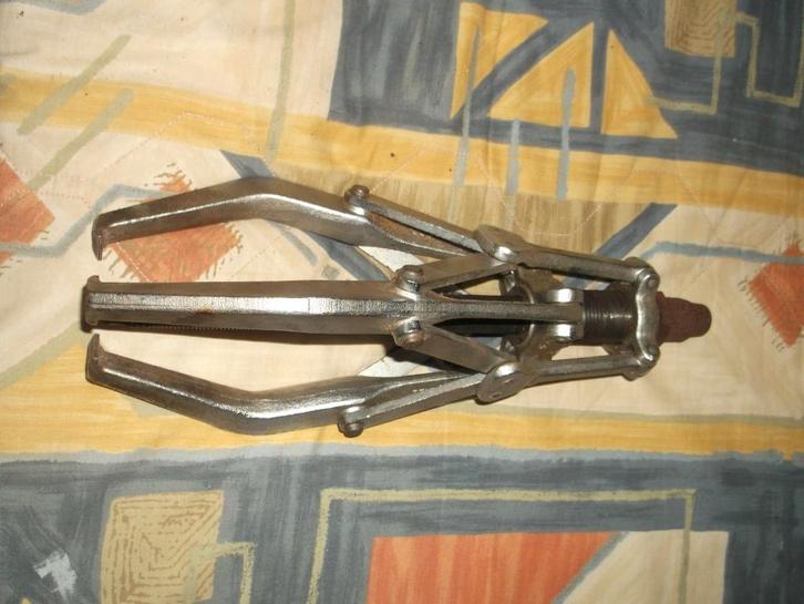 extracteur 3 griffes  facom u20b, Autos : Divers, Outils de voiture, Comme neuf, Enlèvement ou Envoi