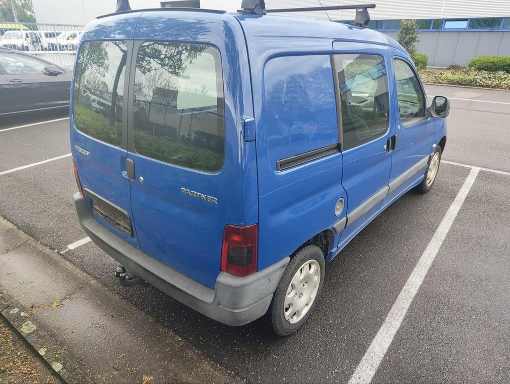 Peugeot Partner 1.1 Benzine lichte vracht, Auto's, Particulier, Trekhaak, Te koop, Benzine