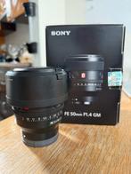 Sony FE 50mm f/1.4 GM in nieuwstaat, Audio, Tv en Foto, Ophalen, Zo goed als nieuw, Standaardlens
