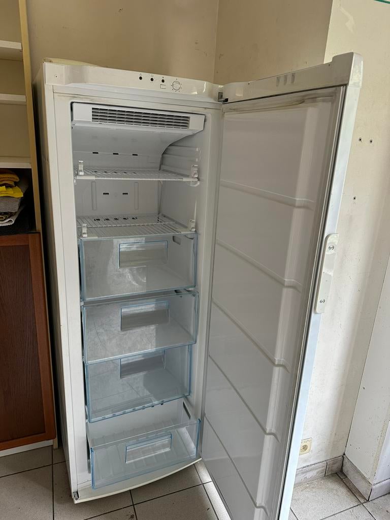 Diepvries, Gebruikt, Minder dan 60 cm, 160 cm of meer, Vrijstaand