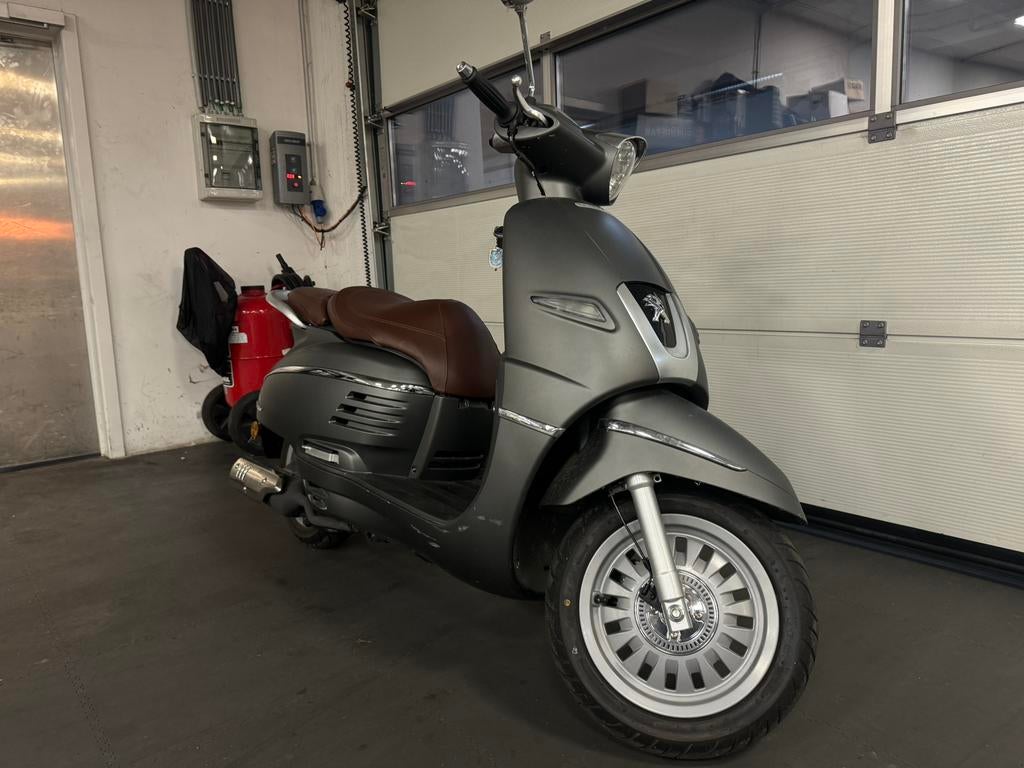 Scooter Peugeot Django * 125cc * 1000 km *, Fietsen en Brommers, Scooters | Overige merken, Zo goed als nieuw, Ophalen