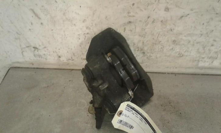REMKLAUW LINKS VOOR Peugeot 106 II (|441001|), Auto-onderdelen, Remmen en Aandrijving, Peugeot, Gebruikt