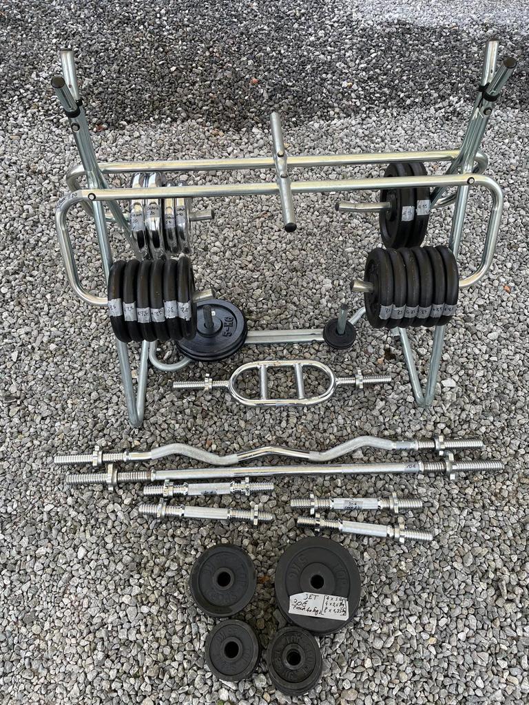 Halterschijven en halterstangen, diameter 30mm, Sport en Fitness, Fitnessmaterialen, Ophalen, Gebruikt, Halterschijven