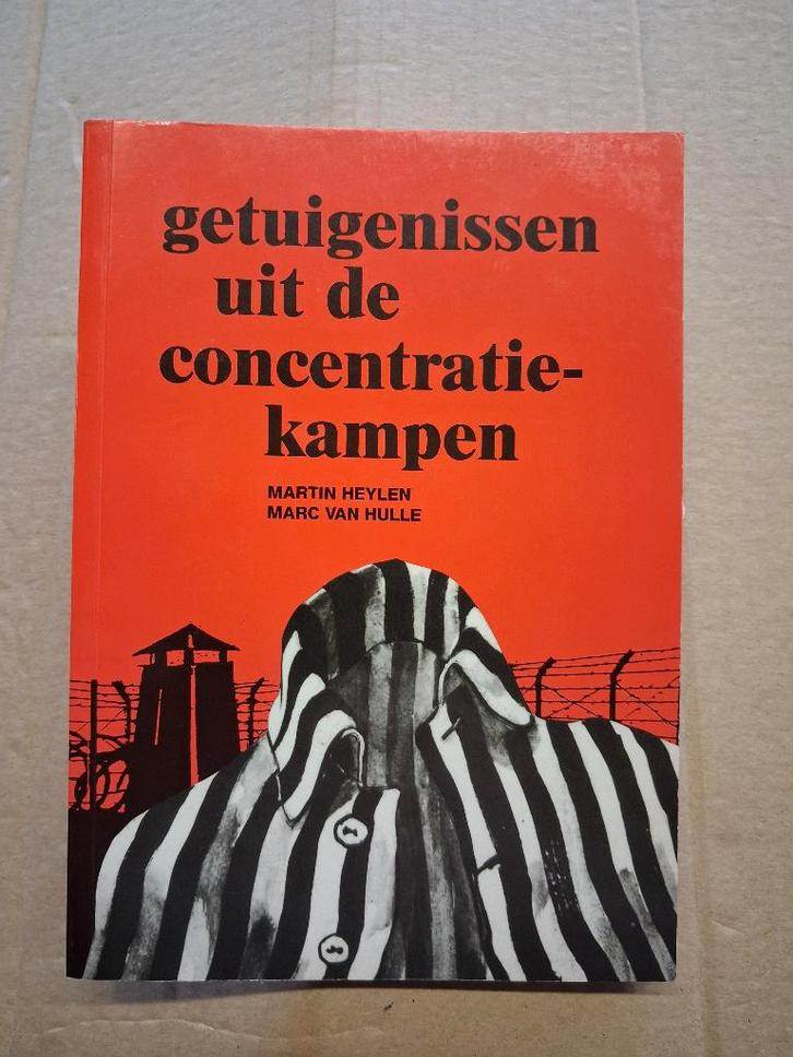 oorlogsboek = getuigenissen concentratiekampen, Verzamelen, Militaria | Algemeen, Landmacht, Boek of Tijdschrift, Ophalen of Verzenden