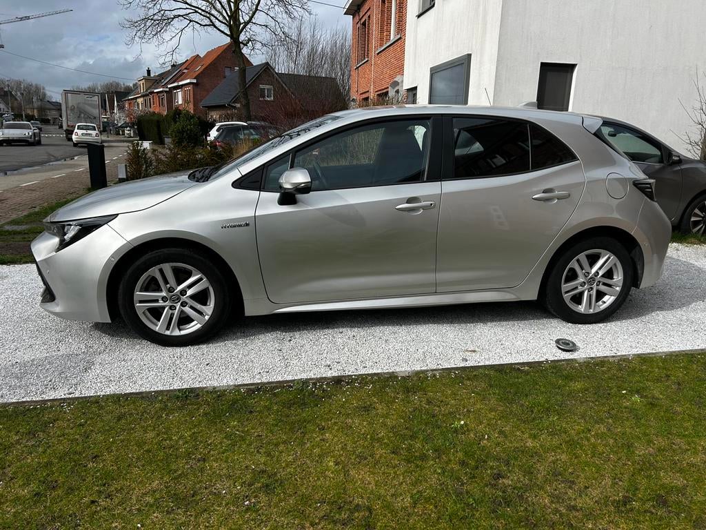 Toyota Corolla hybride 65 000 km garantie 4 ans, Autos, Toyota, Particulier, Corolla, ABS, Caméra de recul, Phares directionnels