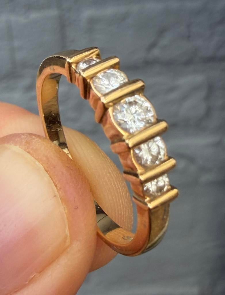 Gouden ring met 5 natuurlijke VS diamanten 0.50 caraat! 19mm, Bijoux, Sacs & Beauté, Bagues, Or, 19 à 20, Jaune, Enlèvement ou Envoi