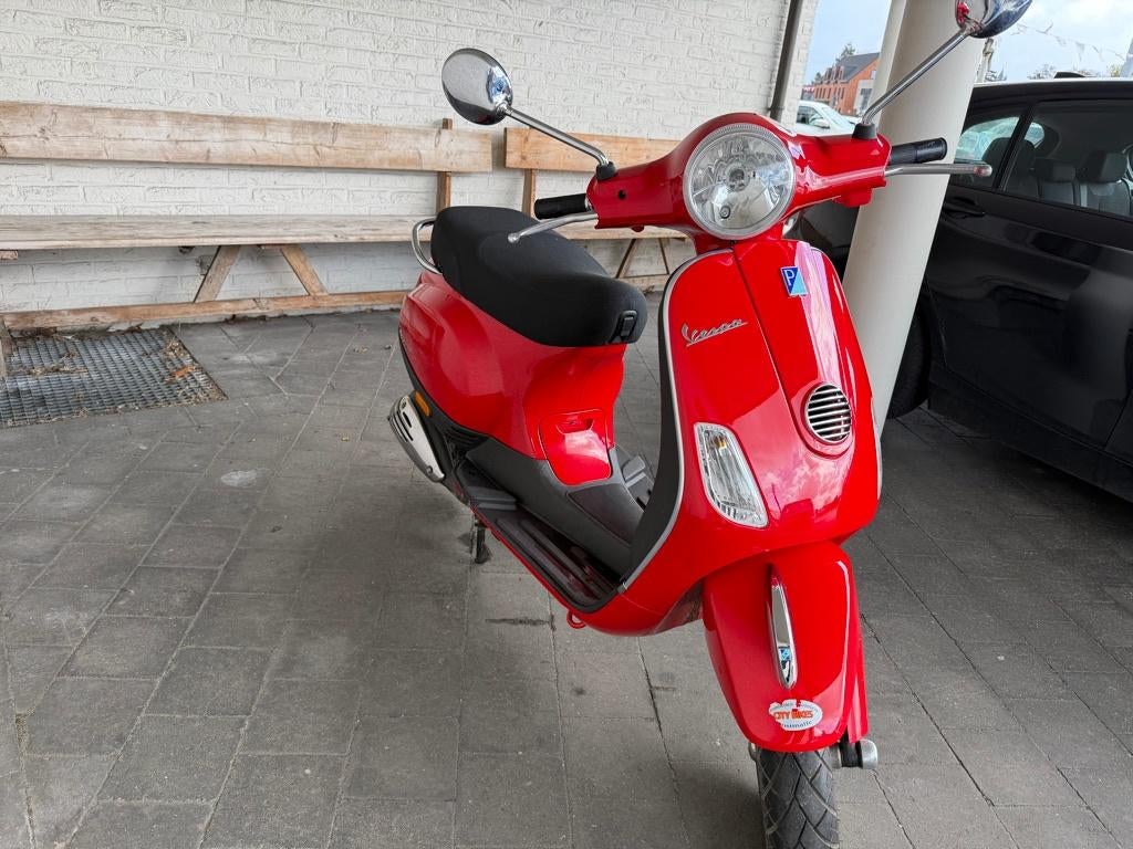 Vespa LX 50, Vélos & Vélomoteurs, Classe B (45 km/h), Enlèvement, Utilisé, Essence