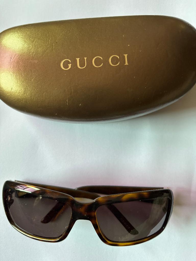 Gucci zonnebril, Ophalen of Verzenden, Zonnebril