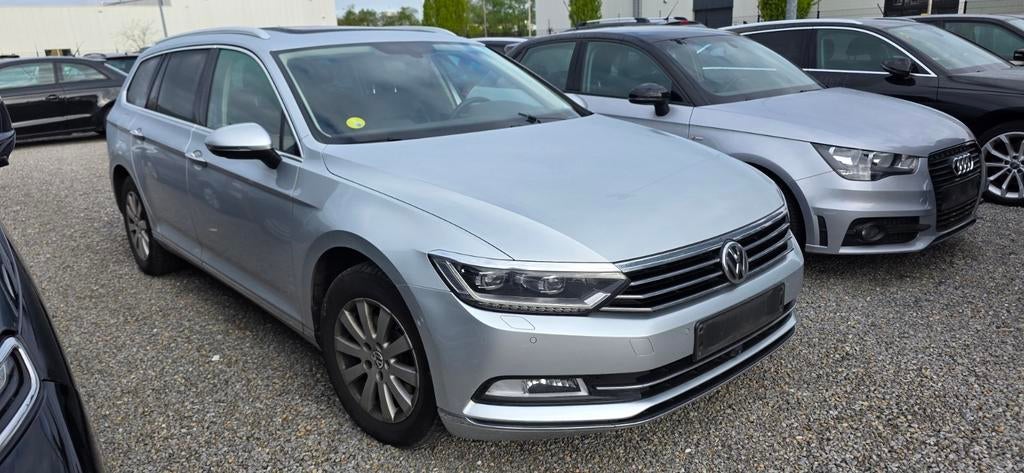 VW Passat 2.0TDI Automaat Full Opties  !, Autos, Volkswagen, Cuir, Achat, Entreprise, Entretenue par le concessionnaire