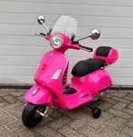 Kinder Scooter Vespa + windscherm en beautycase, 12V, Ophalen of Verzenden, Nieuw