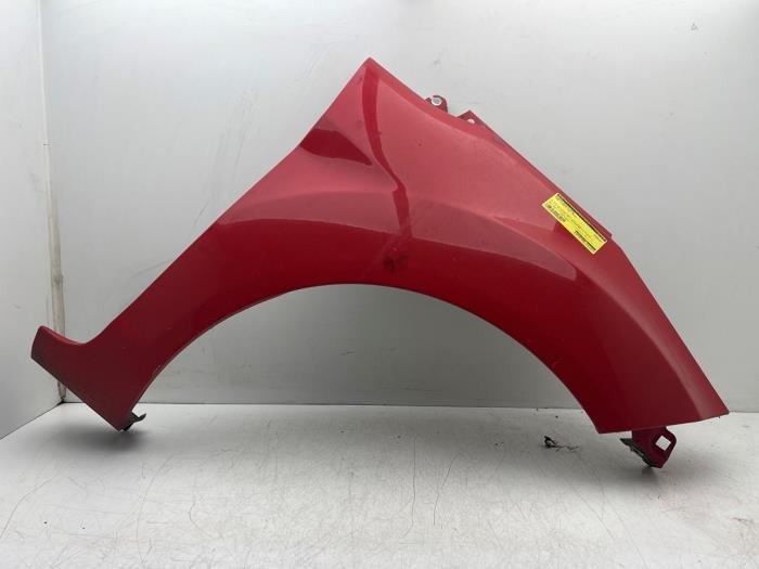 Aile avant droite d'un Ford Fiesta (K9), Autos : Pièces & Accessoires, Carrosserie & Tôlerie, Ford, Utilisé, 3 mois de garantie