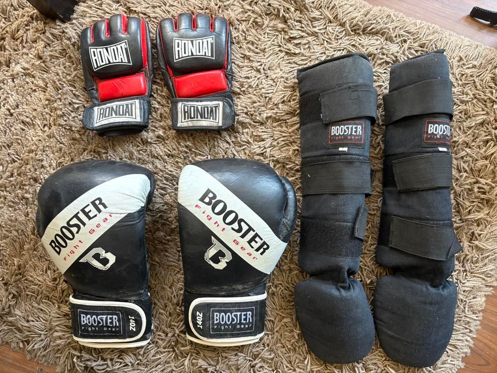 Kickboks set Booster + MMA handschoenen – voor beginners, Sport en Fitness, Vechtsporten en Zelfverdediging, Zo goed als nieuw