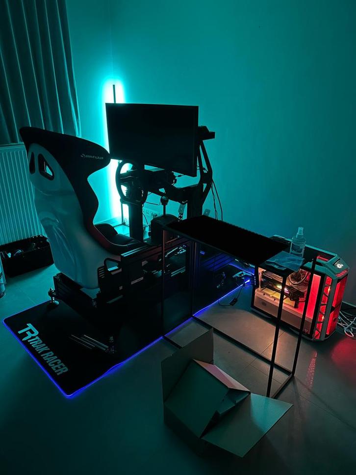 Simracing setup, Games en Spelcomputers, Games | Pc, Zo goed als nieuw, Ophalen
