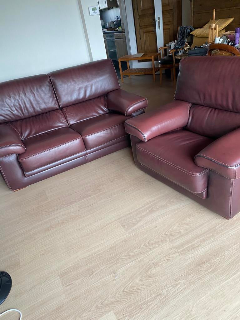Salon en cuir véritable - 2 places + fauteuil très bon état, Enlèvement, Utilisé, Cuir