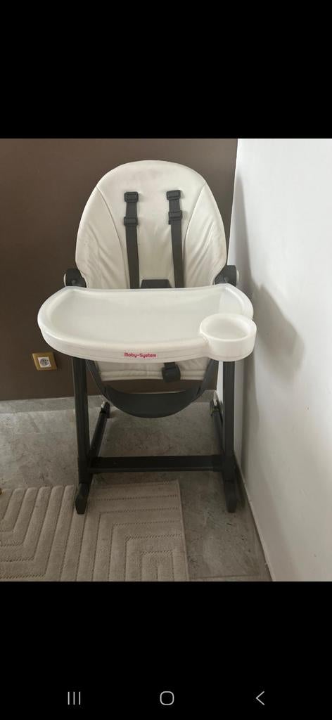 kinderstoel voor baby- of peuter. Merk moby-system, Ophalen, Zo goed als nieuw, Meegroeistoel, Gordel(s)
