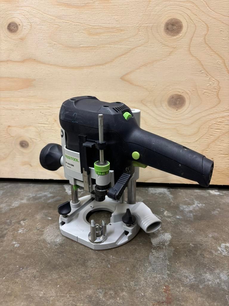 Festool bovenfrees OF 1010 EBQ-plus, Ophalen of Verzenden, Zo goed als nieuw, Elektrisch, Bovenfrees