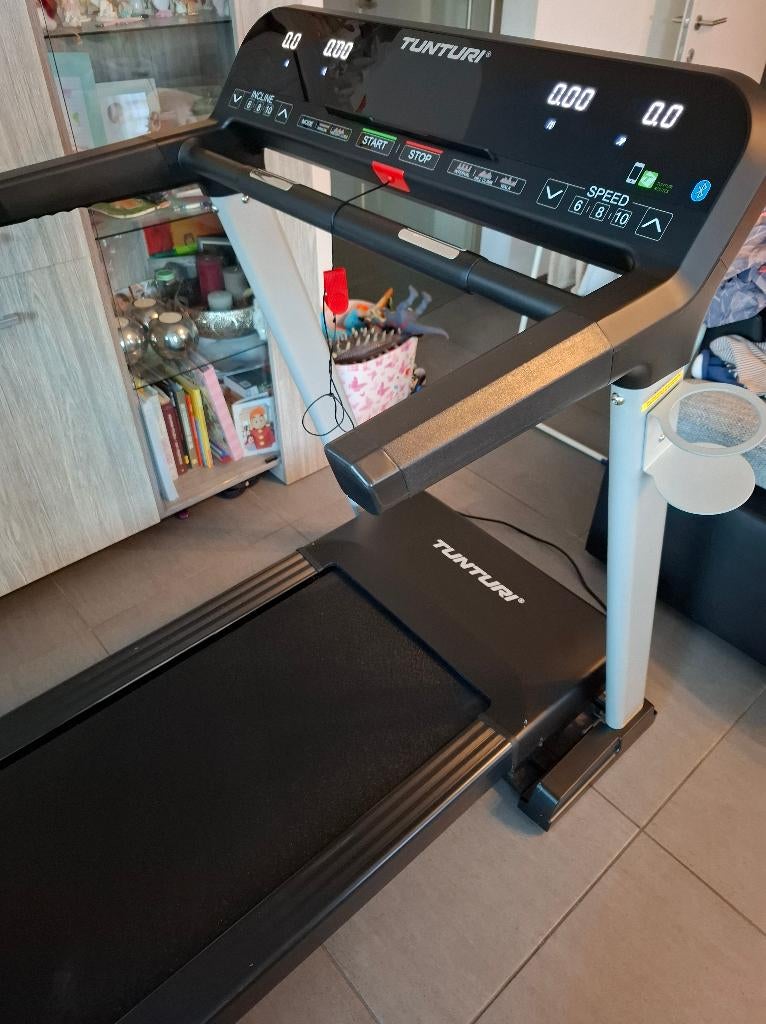 Professionele loopband tunturi i70 nieuwstaat, Ophalen, Nieuw, Benen, Loopband