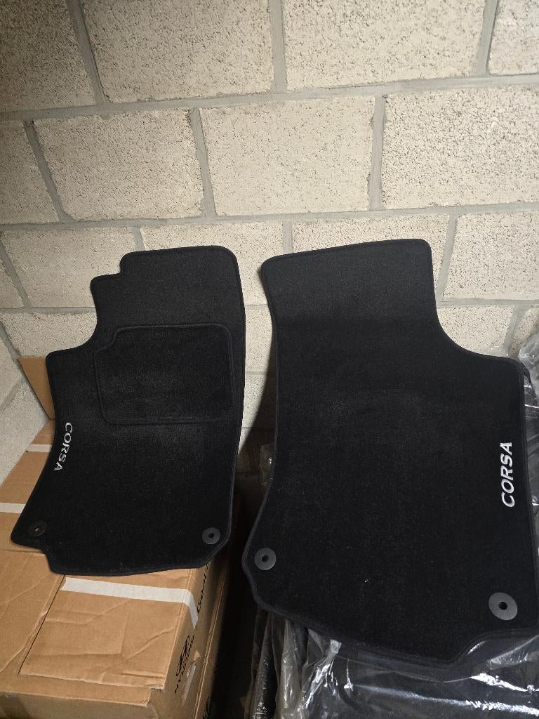Set de tapis en velours pour Opel Corsa C, Enlèvement ou Envoi, Neuf