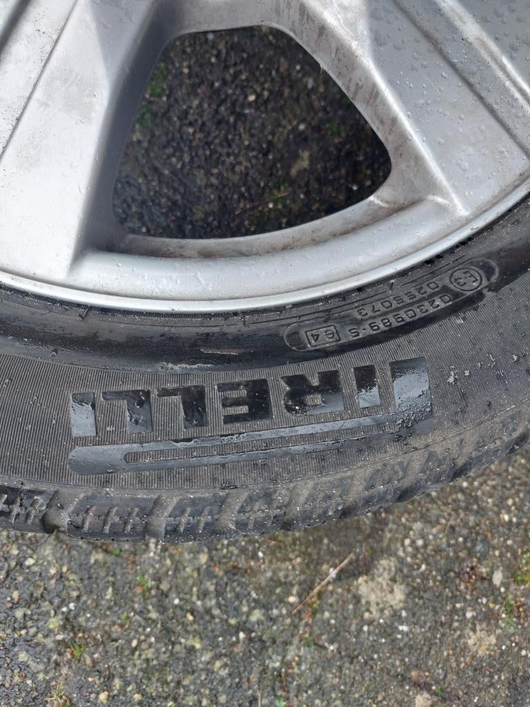 Winterbanden, Enlèvement