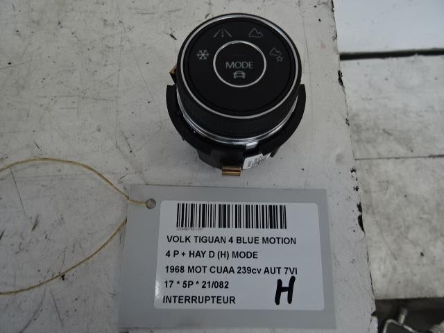 COMMUTATEUR Volkswagen Tiguan (AD1) (5NA927531), Autos : Pièces & Accessoires, Utilisé, Volkswagen