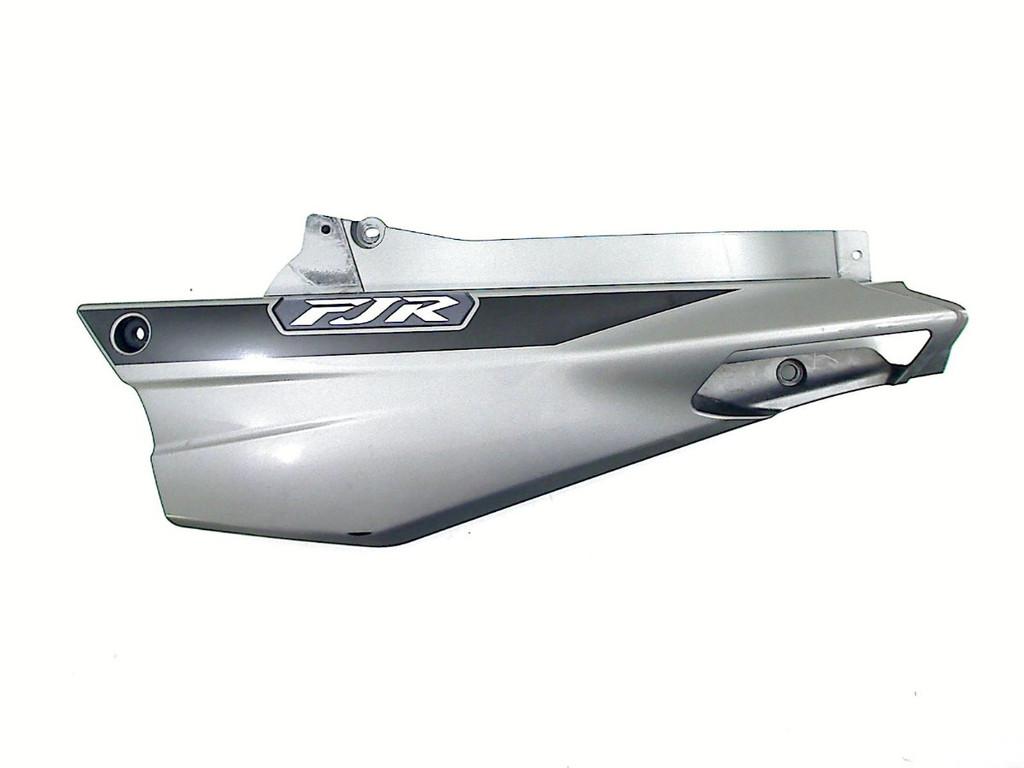 AFDEKKAP FRAME LINKS Yamaha, Dhr. S. di Majo, Gebruikt, Info@cama-motorparts.nl, P.J. Troelstraweg 8 8
3144 CX  MAASSLUIS, NL