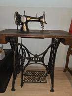 Bury Pierre Koob Saint Hubert naaimachine genummerd, Antiquités & Art, Antiquités | Machines à coudre, Enlèvement