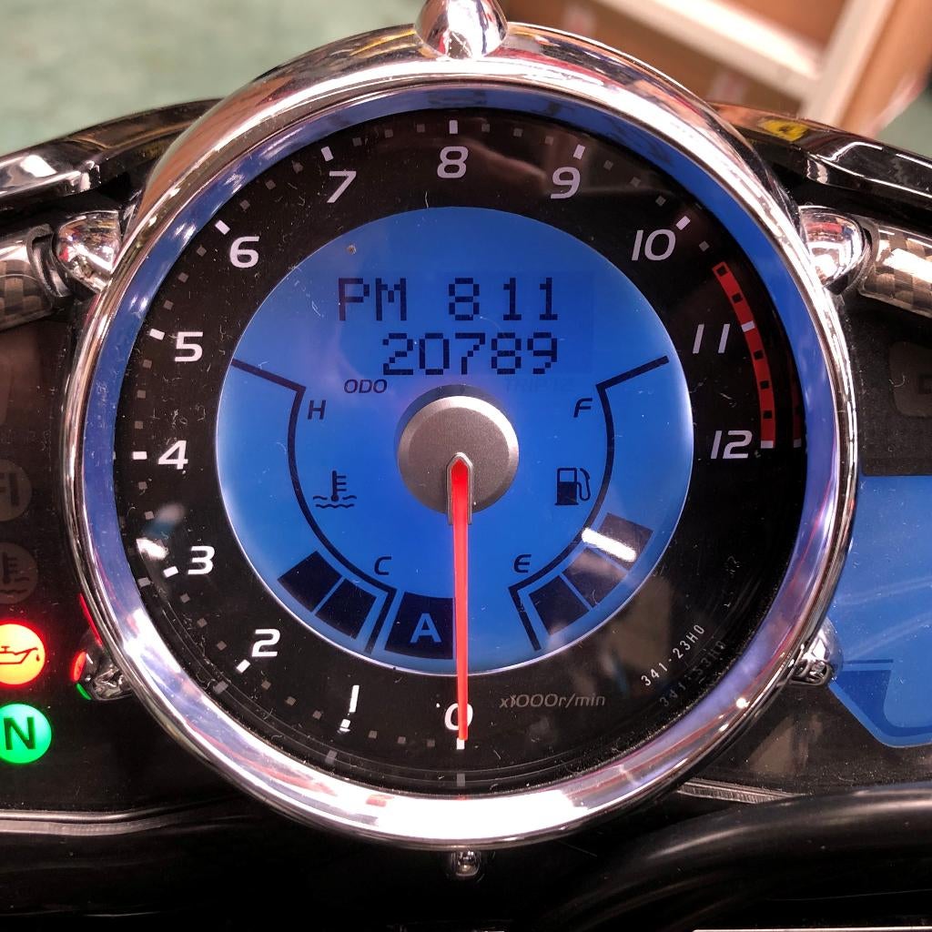 SUZUKI GSX 1300 BKING 2008 GEKEURD GARANTIE, Permis Moto A, Entreprise, Occasion, Plus de 35 kW