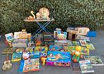 Lenteschoonmaak: grote partij oud speelgoed, Antiek en Kunst, Antiek | Speelgoed, Ophalen