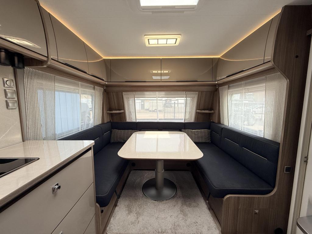 Fendt Tendenza 650 SFD, Caravanes & Camping, Caravanes, Jusqu'à 4, Entreprise, Poêle, Fendt