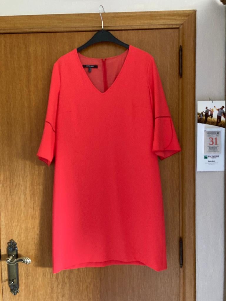 Rood kleed met 3/4 mouwen, Marie Méro, 40, rits achteraan, Rouge, Taille 38/40 (M), Enlèvement ou Envoi, Marie Méro