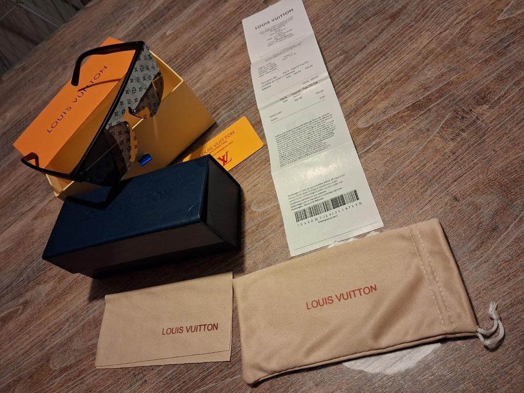 Louis vuitton bril, Bijoux, Sacs & Beauté, Lunettes de Soleil & Lunettes | Hommes, Enlèvement ou Envoi, Lunettes