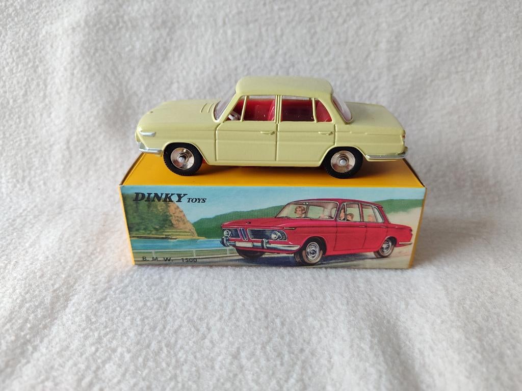 Dinky Atlas BMW 1500 Rouge 1/43 Réf 534 - Sublime état Comme Neuf ! (manque Argenture)