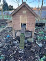 Kippenhok op hoogte, Ophalen, Zo goed als nieuw