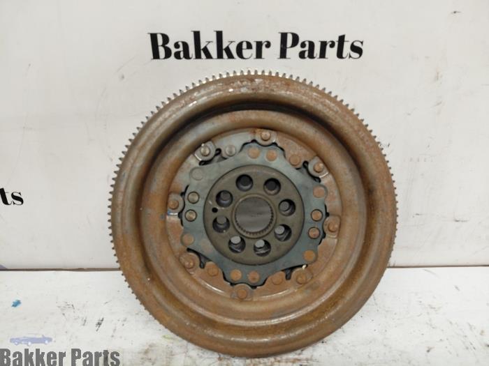 Dubbele massa vliegwiel van een Audi TT, Auto-onderdelen, Motor en Toebehoren, Audi, Gebruikt, 3 maanden garantie