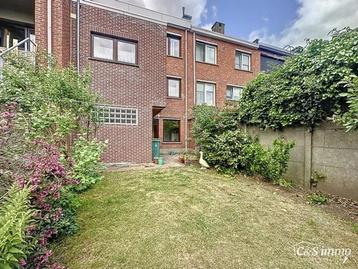 Woning te koop in Antwerpen Merksem, 3 slpks beschikbaar voor biedingen