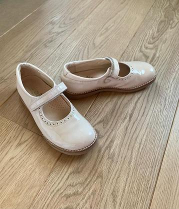 Communieschoenen  beschikbaar voor biedingen