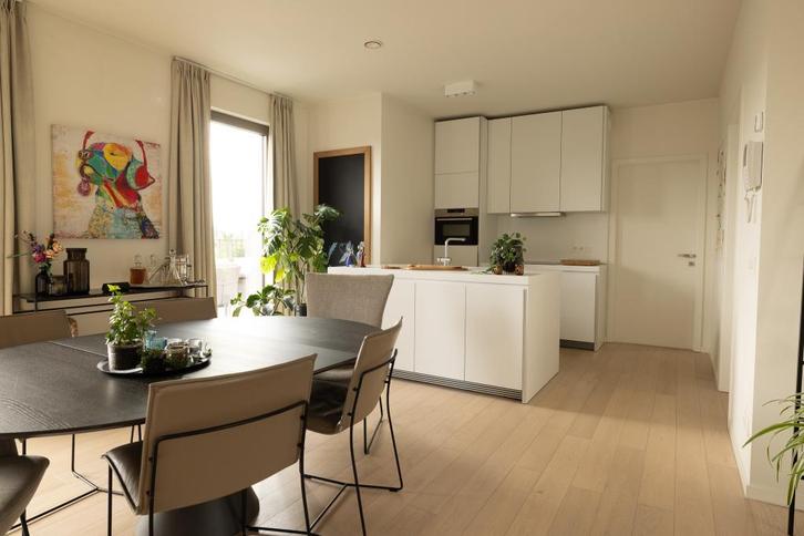 Keuken bulthaup, Maison & Meubles, Cuisine | Cuisines complètes, Utilisé, Autres types, Blanc, Autres matériaux, Sans poignée