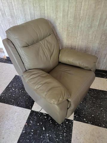 Fauteuil électrique beschikbaar voor biedingen