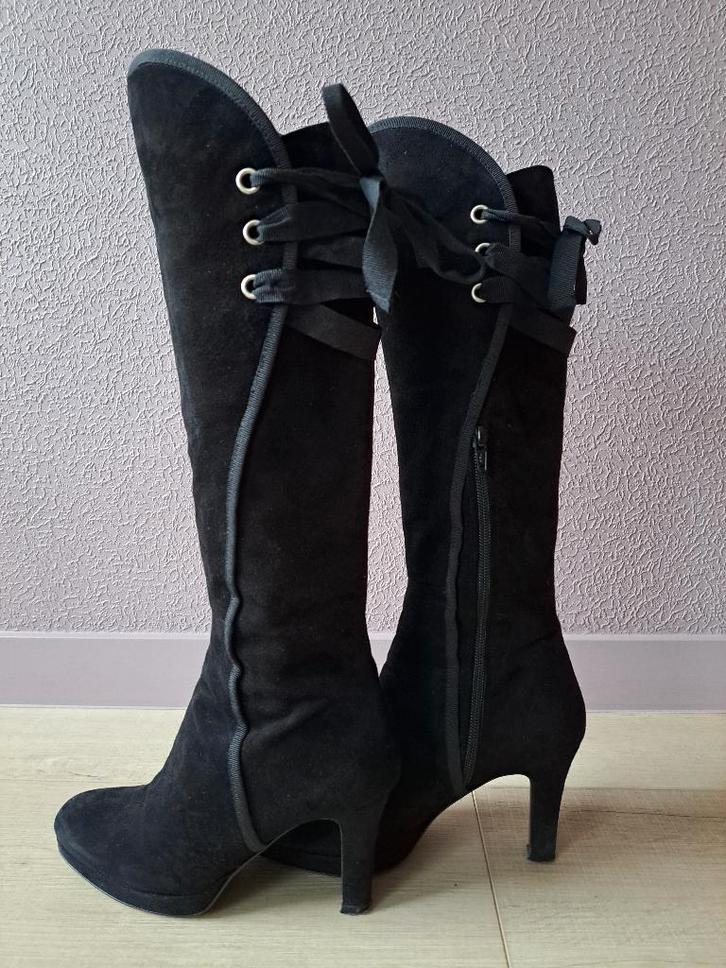 Dames laarzen zwarte daim maat 37, Kleding | Dames, Schoenen, Zo goed als nieuw, Hoge laarzen, Zwart, Ophalen