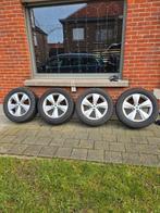 nokian winter banden 215 65 17  kodiaq, terraco tiguan, Auto-onderdelen, Ophalen, Gebruikt, Band(en)