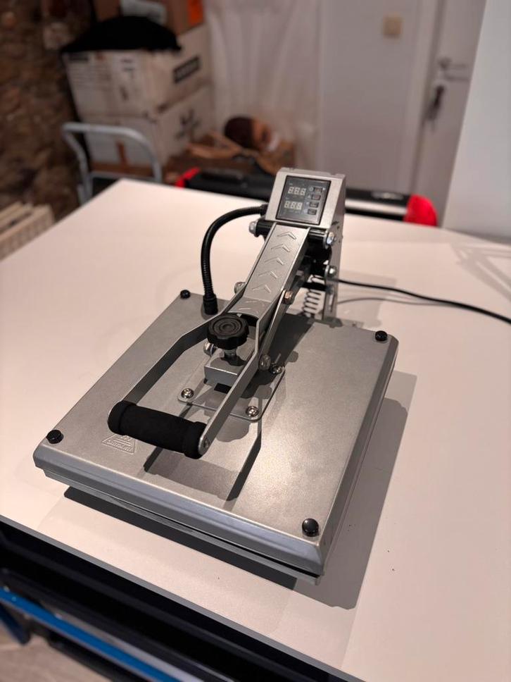 Presse a chaud, Hobby en Vrije tijd, Kledingapplicaties en Hotfix, Zo goed als nieuw, Ophalen