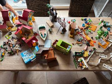 Groot lot playmobil beschikbaar voor biedingen