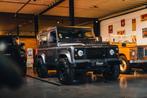 Land Rover Defender 90 // 2,4 // UITZONDERLIJKE STAAT, Auto's, 90 kW, Zwart, Leder en Stof, Vierwielaandrijving